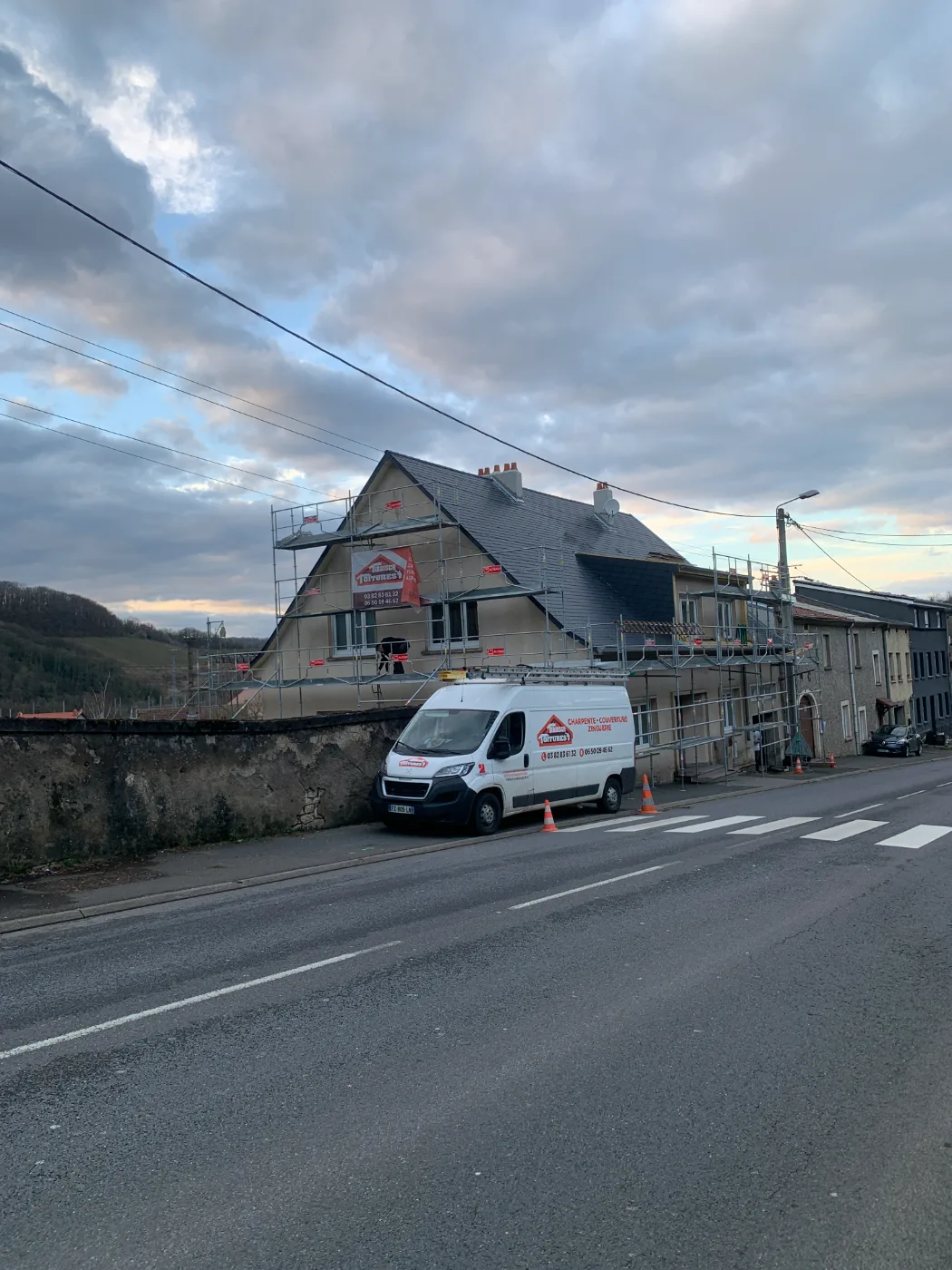  Couverture en ardoise fibro ciment à Apach  